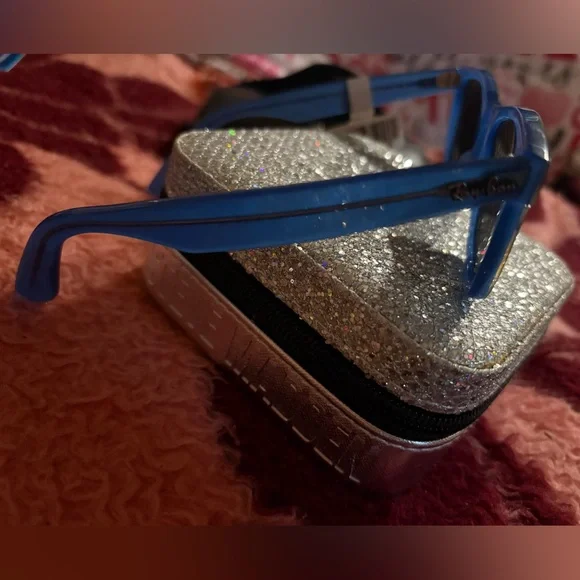 Ray-Ban Blue Unisex brand new Sunglasses - Picture 10 of 16